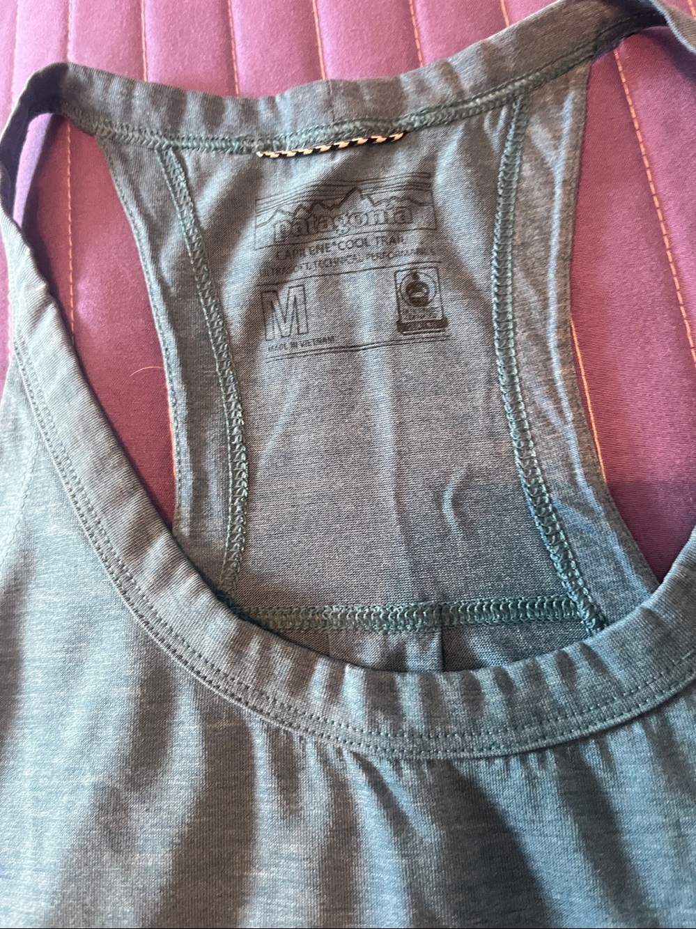 Two Patagonia Capilene Cool running tops. Size M. - Picture 3 of 5